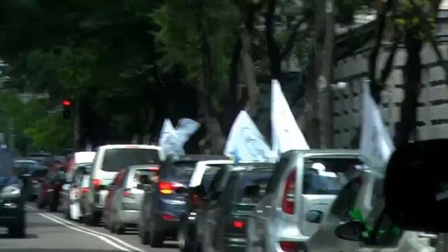 Автопробег 02 06 2012 МММ 2011 в Одессе Маме! смотреть онлайн