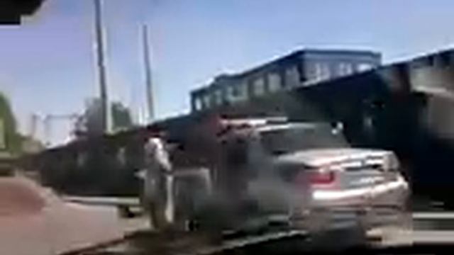 ГИБДД Нижнекамска забирает мопед на эвакуаторе смотреть онлайн