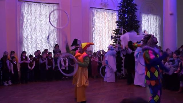 Новогодняя Интермедия театра "Эрмитаж" смотреть онлайн