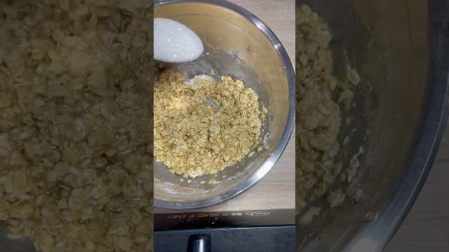 Хрустящее и воздушное овсяное печенье с шоколадом! смотреть онлайн