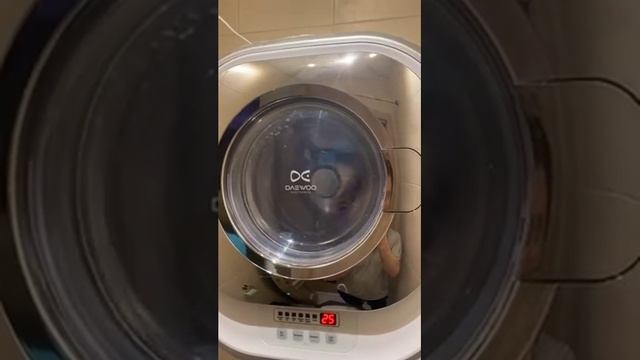 Стиральная машина гудит при отжиме так что меня почти не слышно смотреть онлайн