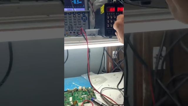 Ремонт блока MCX с экскаватора zx450 - замкнул изначально шаговый двигатель смотреть онлайн