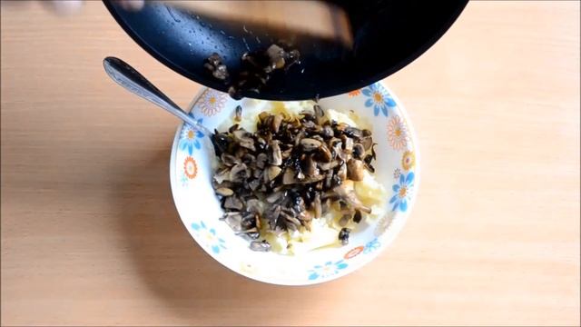 Жареные пирожки на кефире и соде — видео рецепт