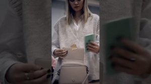 Её мама уборщица?. 1,2,3,4 части подряд в хорошем качестве.