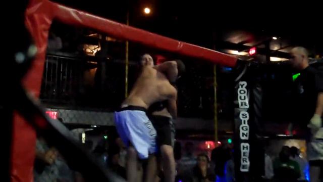 michael mills vs jerry glover.MP4 смотреть онлайн