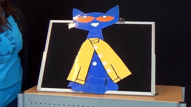 Toddler A Go Go: Pete the Cat and His Four Groovy Buttons смотреть онлайн