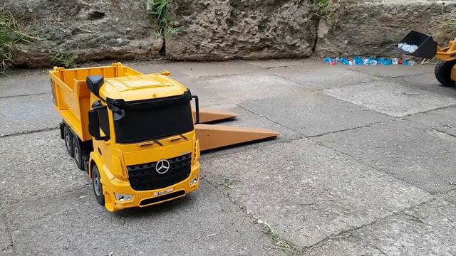 Junior Earthmoving Set смотреть онлайн