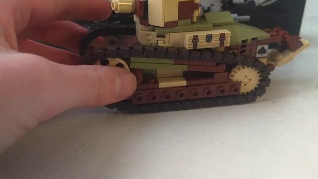 Brickmania Renault FT Tank Review смотреть онлайн