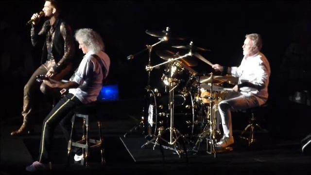 Love Kills (partial) - Queen + Adam Lambert - LA Forum, 7/3/2014 смотреть онлайн