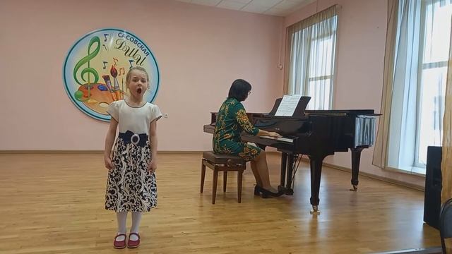 Р.н.п. "Во саду ли в огороде", "Сказки гуляют по свету" исполняет Мария Докторова смотреть онлайн