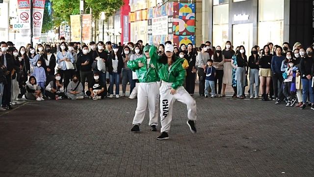 DANCE IN PUBLIC??Conceited, Like This 대구 동성로 Choreography by Soyeon, Suzie смотреть онлайн