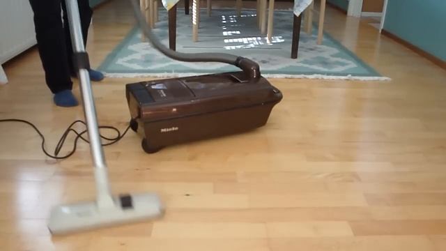 Miele De Luxe S220 смотреть онлайн