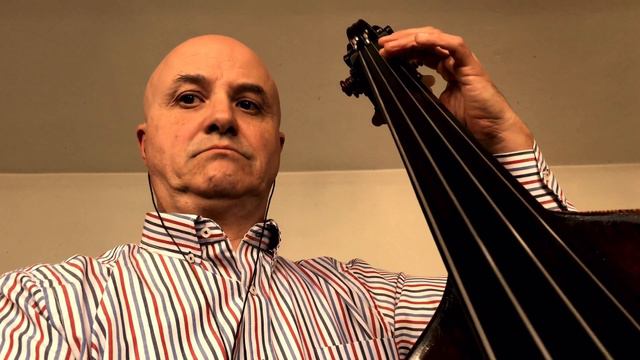 Historia De Un Amor In A- Bass Line Play Along Backing Track