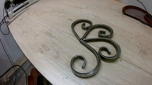 Цветочник из Профильной Трубы. Холодная КОВКА!!! Wrought Iron Wall Flower. Cold forging!!! смотреть онлайн