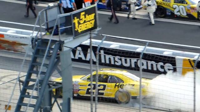 Joey Logano Burnout Nationwide Series 2013 5-hour ENERGY 200. 06/01/2013 смотреть онлайн