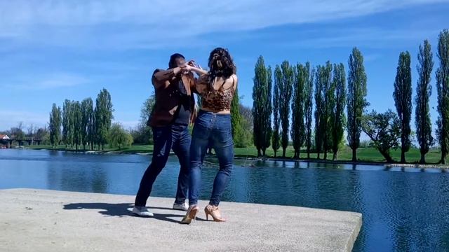 Sharvind and Blanka - Story Of My Life - Bachata Sensual (improvisation) смотреть онлайн