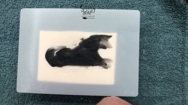 Stencil a Laying Cat | Soap смотреть онлайн