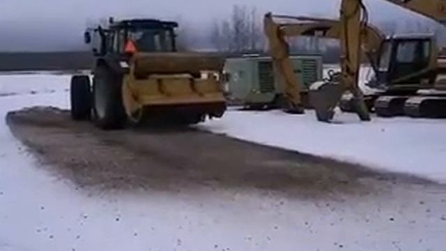 Multiforst SEPPI M (Италия) разработка мерзлого грунта.