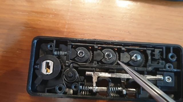 Samsonite combination lock TSA007 repair смотреть онлайн