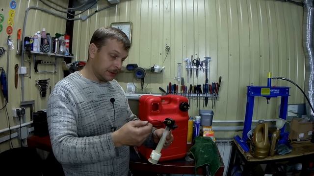Каждый раз новое, бензобак Yamaha смотреть онлайн