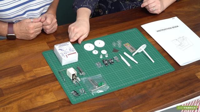 Janome 5060QDC Sewing Machine Review | Just Fabrics смотреть онлайн