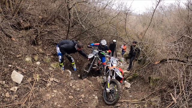 Зимние приключения на Ив-тропе Ktm Beta Kovi смотреть онлайн