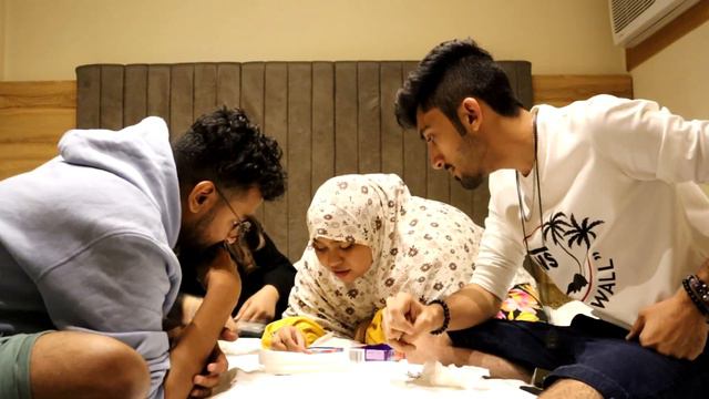 NOOBS TRYING BEAN BOOZLED CHALLENGE!! 😭😭 | Abdulaziz Sheikh смотреть онлайн