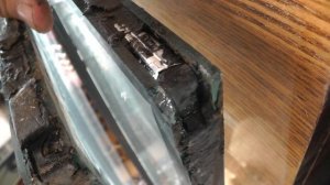 Запотевание пластиковых окон внутри стеклопакета. Причины, что делать и как убрать. Разгерметизация