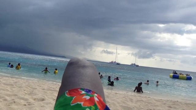 Doctor's Cave beach walk смотреть онлайн