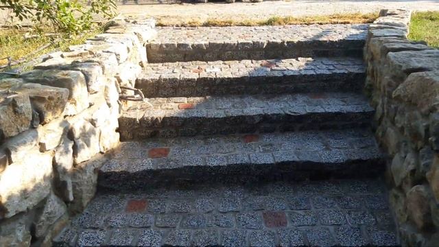 Лестница из камня смотреть онлайн