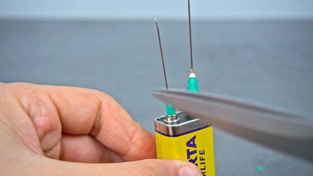 8 ПРОСТЫХ И ПОЛЕЗНЫХ ИЗОБРЕТЕНИЙ смотреть онлайн