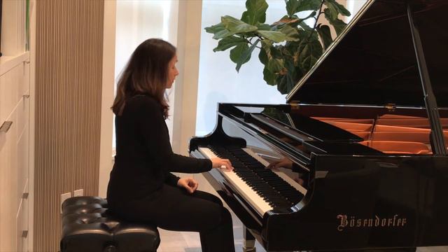 Bach piano transcription: Prelude from Cello Suite No. 4 arr. by Eleonor Bindman смотреть онлайн