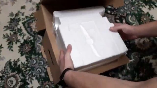 Распаковка — Соковыжималка электрическая Redmond RJ-914S смотреть онлайн