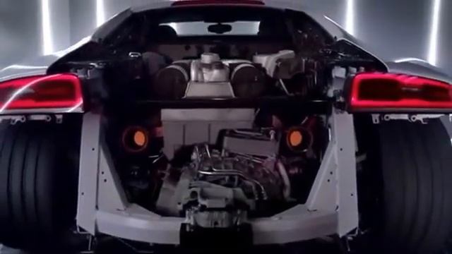 Бомбезный Audi R8 V10 plus мечта всех парней! смотреть онлайн