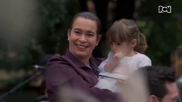 Camilo entrega a María Clara en su boda y le pide a Carlos que la cuide siempre | Enfermeras смотреть онлайн