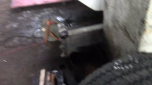 13 Саморезов на одно колесо,  как проколоть колесо.