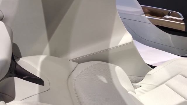 Lucid Air business seats смотреть онлайн