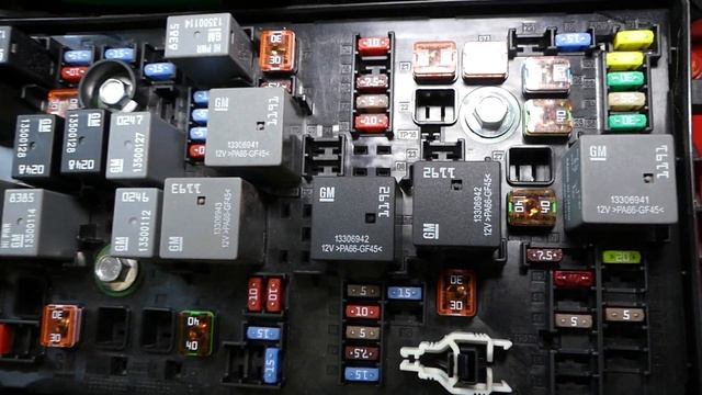 CHEVROLET CRUZE FUEL PUMP RELAY LOCATION REPLACEMENT. CRUZE NOT STARTING