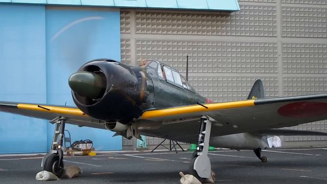 Zero Fighter Type 52 with Sakae Type 21 engine started ! смотреть онлайн