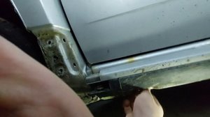 КАК СНЯТЬ ПЛАСТИКОВЫЙ ПОРОГ В RENAULT DUSTER