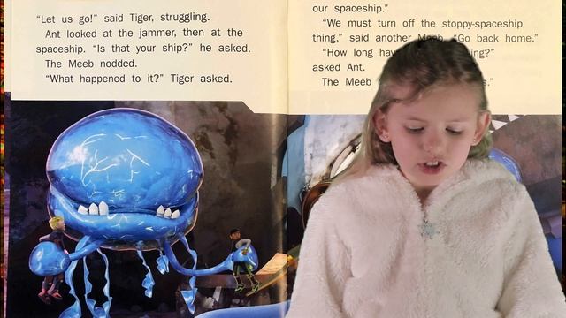 Read with Mira Oxford Alien Adventures Book 20 Spaceship graveyard смотреть онлайн
