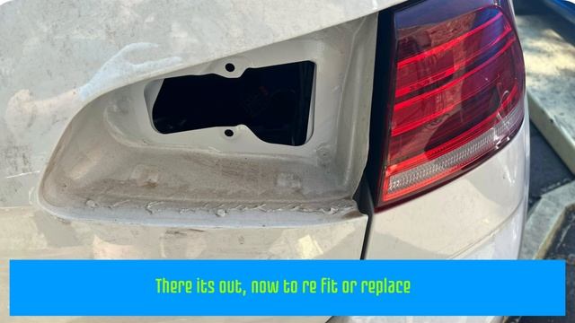 Volkswagen Golf Mk7.5 Rear Boot Lid Light Removal / Reinstall смотреть онлайн
