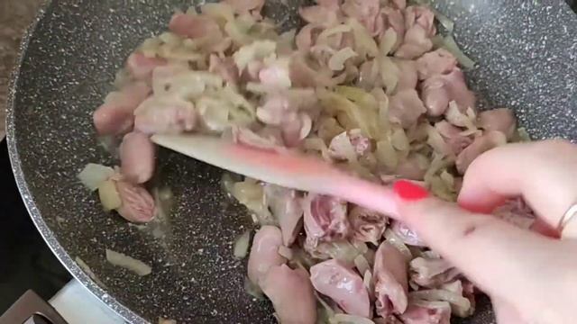 Куриные сердечки в сливочно-сырном соусе смотреть онлайн