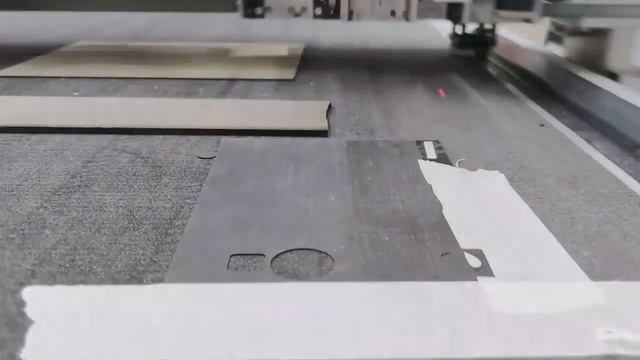 Производство прокладок из различных видов резины на плоттере смотреть онлайн