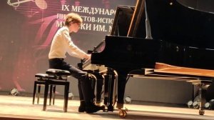 А. Хачатурян. Инвенция (Адажио из балета «Гаянэ»). Исполняет Константин Ковган, 13 лет