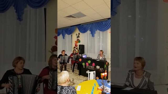 "Осень катится" смотреть онлайн