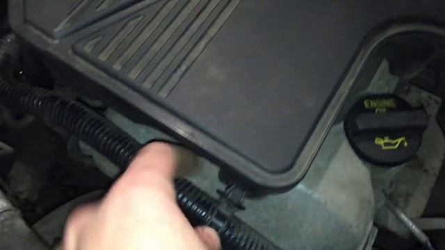 Замена воздушного фильтра и свечей зажигания на suzuki sx4. смотреть онлайн