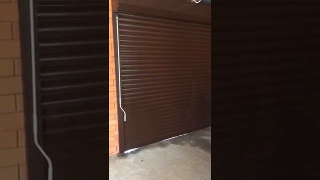 Рольворота DoorHan цвет коричневый (umdom123.ru) смотреть онлайн