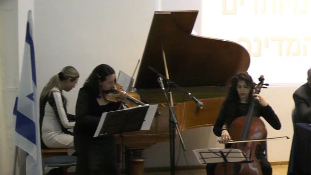 Csárdás - Vittorio Monti (Violin, Cello & Piano) смотреть онлайн