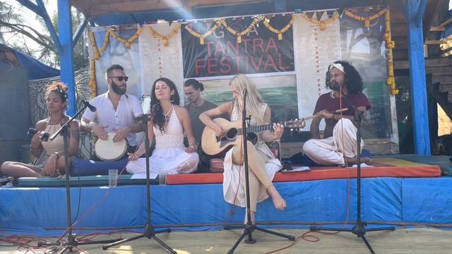 Mantra Om смотреть онлайн